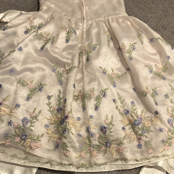 Floral White Easter Dress with Accessories 🐣 🐰 👒 👗 - Picture 8 of 15